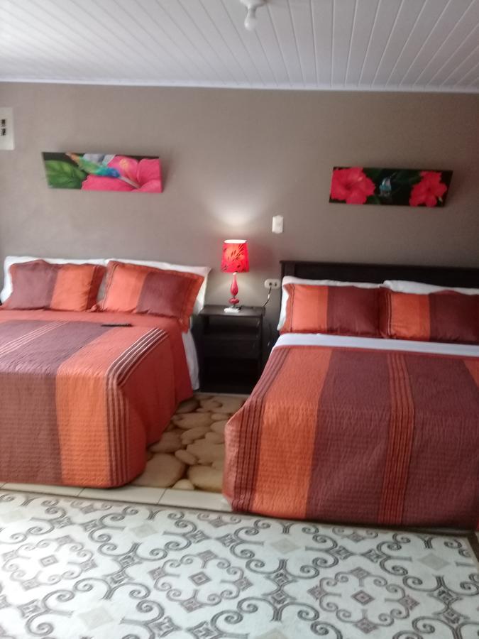 Rancha Azul Inn 알라후엘라 외부 사진